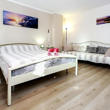Studio Sony Rovinj Bagian luar foto