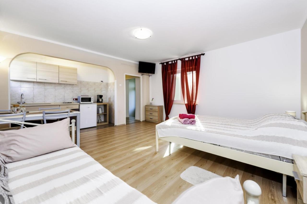 Studio Sony Rovinj Bagian luar foto