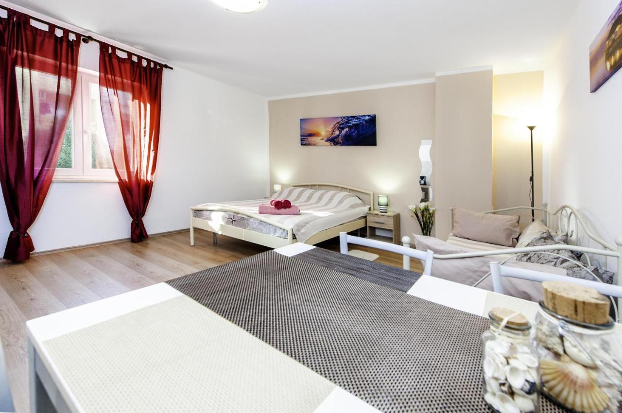 Studio Sony Rovinj Bagian luar foto